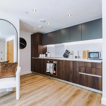 Apartment Luxury 2 Bed Penthouse - Balcony - Free Parking Leeds (West Yorkshire)