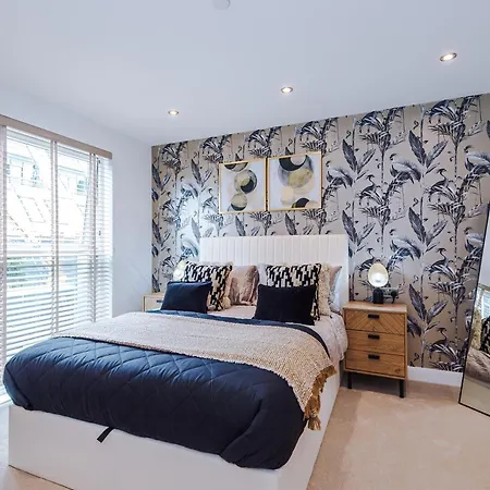 Apartment Luxury 2 Bed Penthouse - Balcony - Free Parking Leeds (West Yorkshire)