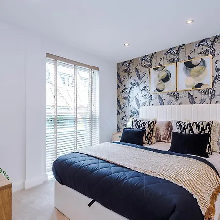 Apartment Luxury 2 Bed Penthouse - Balcony - Free Parking Leeds (West Yorkshire)
