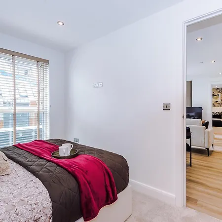Apartment Luxury 2 Bed Penthouse - Balcony - Free Parking Leeds (West Yorkshire)